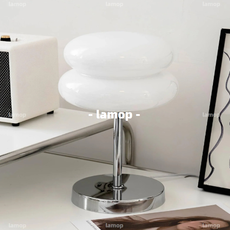 Lighting Decor Bedroom - Luminária de Mesa Bauhaus Cream-Globe, Estilo